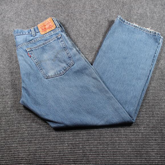 Levi’s 517 Jeans Mens 38x32 Light Blue Bootcut 100% Cotton Zip Fly - Picture 1 of 13